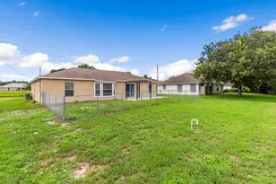717 Tulip Dr, Sebastian, FL 32958 - Photo 22