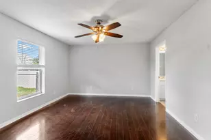 717 Tulip Dr, Sebastian, FL 32958 - Photo 8