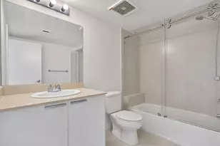 16699 Collins Ave, Sunny Isles Beach, FL 33160 - Photo 14