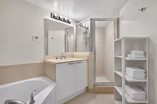 16699 Collins Ave, Sunny Isles Beach, FL 33160 - Photo 12