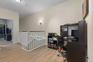 213 Las Brisas Cir, Sunrise, FL 33326 - Photo 24