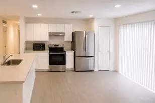 902 SW McCracken Ave, Port Saint Lucie, FL 34953 - Photo 10