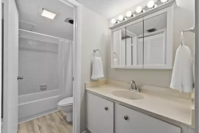 1223 S Lakes End Drive #E-1, Fort Pierce, FL 34982 - Photo 20
