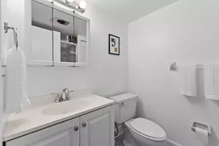 1223 S Lakes End Dr, Fort Pierce, FL 34982 - Photo 12