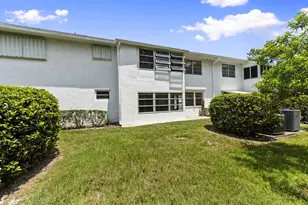 1223 S Lakes End Dr, Fort Pierce, FL 34982 - Photo 24
