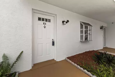 1223 S Lakes End Drive #E-1, Fort Pierce, FL 34982 - Photo 2