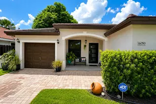16050 SW 101st Terrace, Miami, FL 33196 - Photo 2