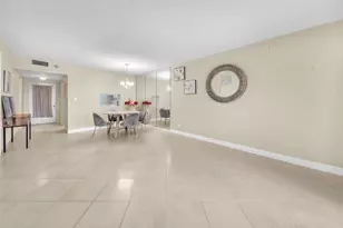 7807 Golf Cir Dr, Margate, FL 33063 - Photo 12