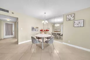 7807 Golf Cir Dr, Margate, FL 33063 - Photo 8