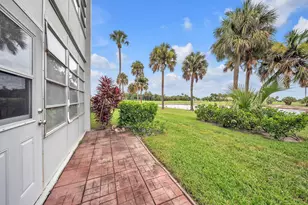 7807 Golf Cir Dr, Margate, FL 33063 - Photo 32