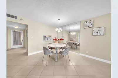 7807 Golf Cir Drive #105, Margate, FL 33063 - Photo 8