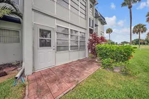 7807 Golf Cir Dr, Margate, FL 33063 - Photo 30
