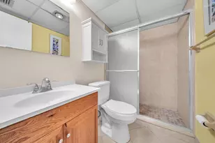 7807 Golf Cir Dr, Margate, FL 33063 - Photo 24