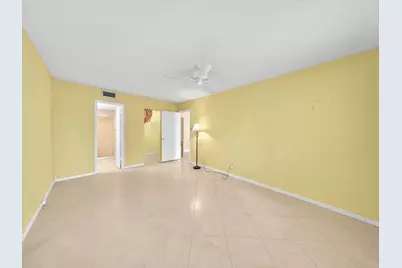 7807 Golf Cir Drive #105, Margate, FL 33063 - Photo 22