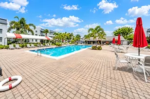 7807 Golf Cir Dr, Margate, FL 33063 - Photo 4