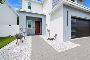 6305 Tenor Dr, West Palm Beach, FL 33413 - Photo 2