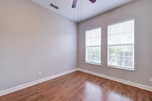 833 SW Vineland Ct, Port Saint Lucie, FL 34986 - Photo 18