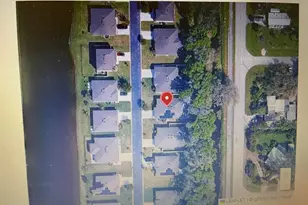 5250 Oakland Lake Cir, Fort Pierce, FL 34951 - Photo 2