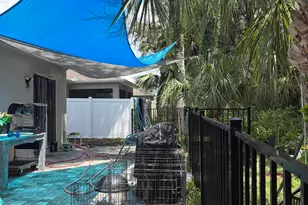 5250 Oakland Lake Cir, Fort Pierce, FL 34951 - Photo 14