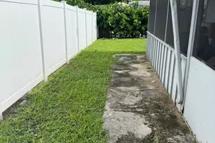 1051 SW 32nd Ct, Fort Lauderdale, FL 33315 - Photo 18