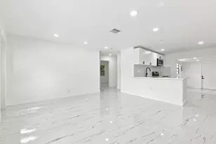 2801 NE 8th Terrace, Pompano Beach, FL 33064 - Photo 10