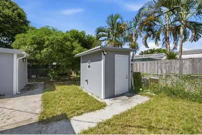 2801 NE 8th Terrace, Pompano Beach, FL 33064 - Photo 34