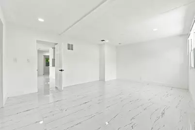 2801 NE 8th Terrace, Pompano Beach, FL 33064 - Photo 8