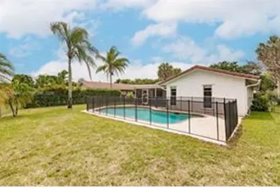 827 NW 87th Avenue, Coral Springs, FL 33071 - Photo 20
