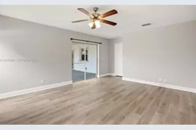 827 NW 87th Avenue, Coral Springs, FL 33071 - Photo 12