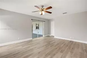 827 NW 87th Ave, Coral Springs, FL 33071 - Photo 12