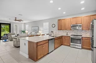 11558 SW Oceanfront Ct, Port Saint Lucie, FL 34987 - Photo 6
