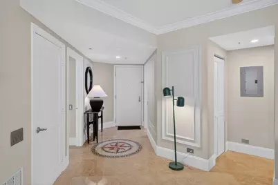 701 Brickell Key Boulevard #1604, Miami, FL 33131 - Photo 14