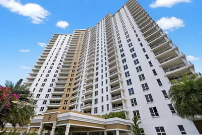 701 Brickell Key Boulevard #1604, Miami, FL 33131 - Photo 6