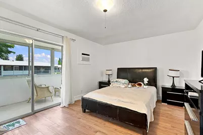 143 Cambridge F, West Palm Beach, FL 33417 - Photo 10