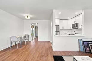 143 Cambridge F, West Palm Beach, FL 33417 - Photo 6