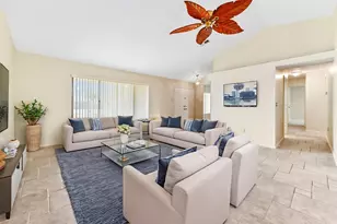 2525 SW Grotto Cir, Port Saint Lucie, FL 34953 - Photo 4
