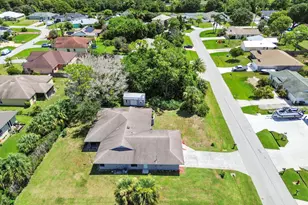 2525 SW Grotto Cir, Port Saint Lucie, FL 34953 - Photo 34
