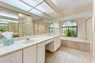 2525 SW Grotto Cir, Port Saint Lucie, FL 34953 - Photo 14