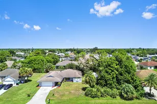 2525 SW Grotto Cir, Port Saint Lucie, FL 34953 - Photo 30