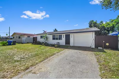 1100 N 57th Terrace, Hollywood, FL 33021 - Photo 2