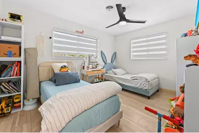 1100 N 57th Terrace, Hollywood, FL 33021 - Photo 12