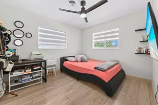 1100 N 57th Terrace, Hollywood, FL 33021 - Photo 16