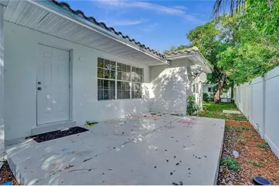 2206 SE 14th Street, Pompano Beach, FL 33062 - Photo 24
