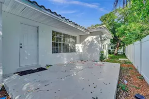 2206 SE 14th St, Pompano Beach, FL 33062 - Photo 24