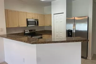 5187 SE Mariner Garden Cir, Stuart, FL 34997 - Photo 4