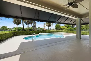 15562 Cypress Park Dr, Wellington, FL 33414 - Photo 22