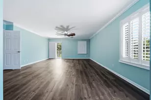 15562 Cypress Park Dr, Wellington, FL 33414 - Photo 14