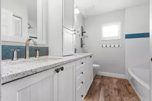 15562 Cypress Park Dr, Wellington, FL 33414 - Photo 16