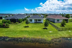 977 SE Crosswood Wy, Port Saint Lucie, FL 34984 - Photo 34