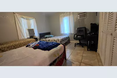 340 NW 117th Street, Miami, FL 33168 - Photo 4